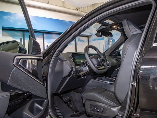 2026 BMW X3 30 - Photo 13
