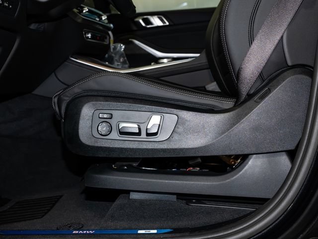 2026 BMW X5 50e - Photo 15