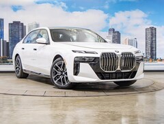 2025 BMW 760i xDrive Sedan