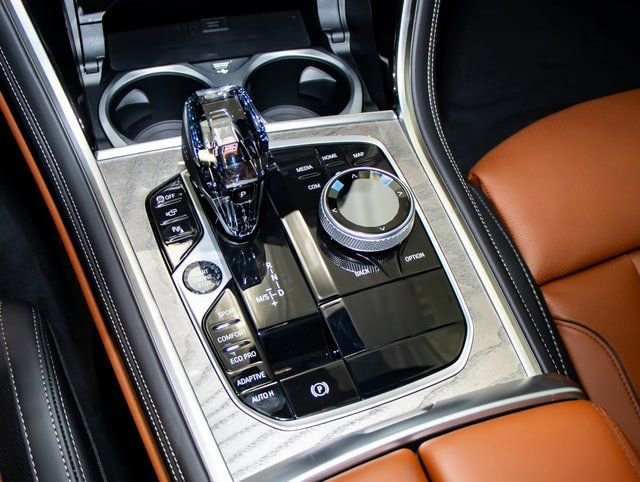 2026 BMW 8 Series 840i - Photo 19