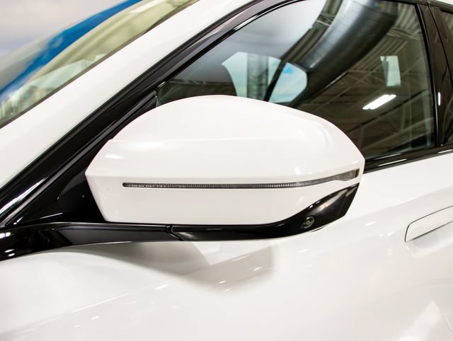 2027 BMW 5 Series 530i - Photo 10