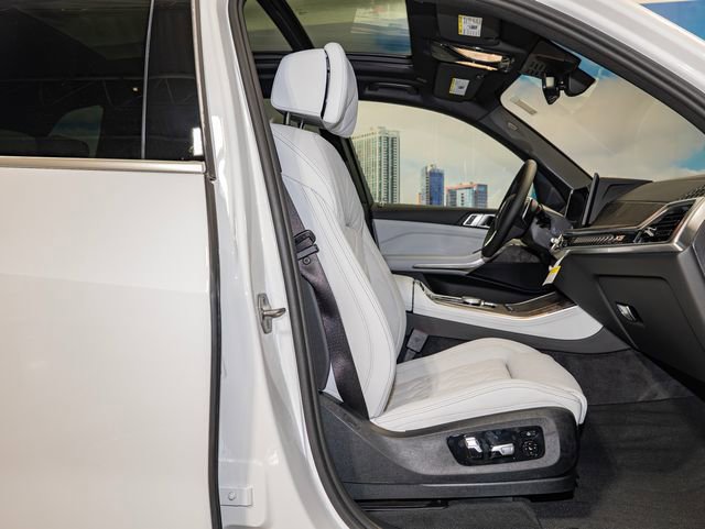 2026 BMW X5 50e - Photo 21