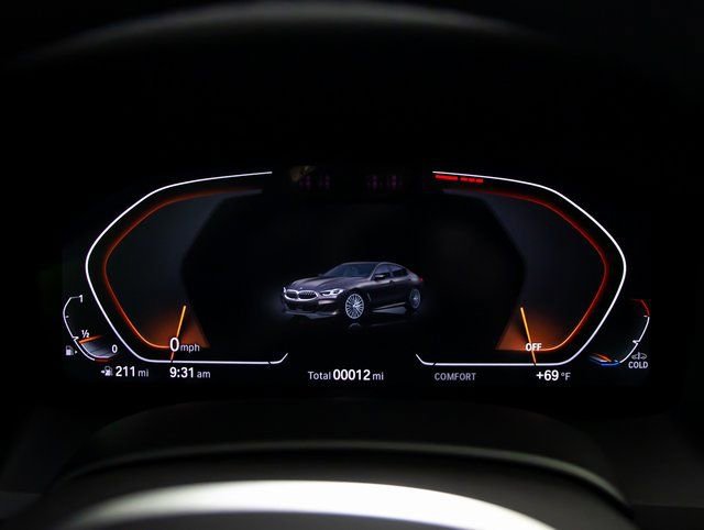2026 BMW 8 Series 840i - Photo 17