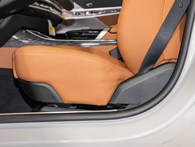 2026 BMW 7 Series 740i - Photo 15