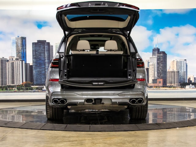 2025 BMW X7 ALPINA XB7 - Photo 12