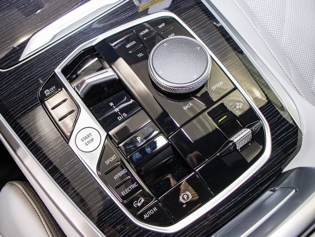 2026 BMW X5 50e - Photo 19
