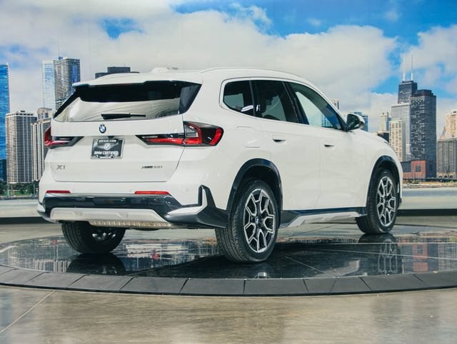 2026 BMW X1 28i - Photo 12