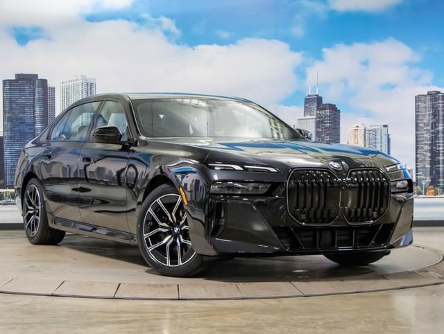 2026 BMW 7 Series 740i xDrive Sedan's photo