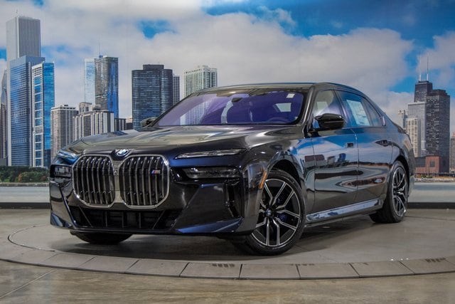 Used 2024 BMW i7 Base with VIN WBY83EH04RCP19502 for sale in Lake Bluff, IL