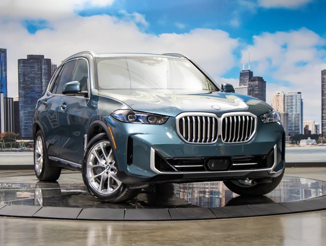2026 BMW X5 50e's photo
