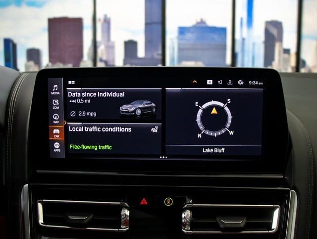 2026 BMW 8 Series 840i - Photo 18