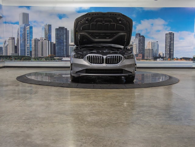 2027 BMW 5 Series 530i - Photo 4