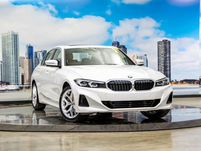 2025 BMW 3 Series 330i xDrive Sedan's photo