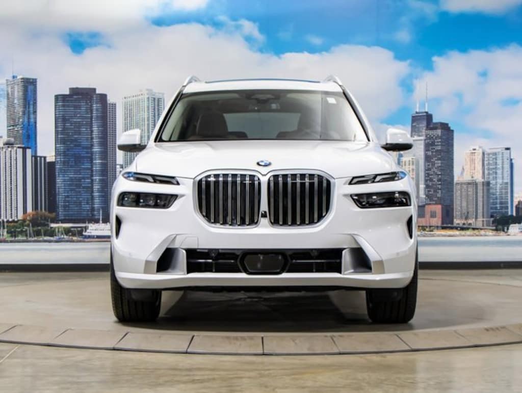 New 2026 BMW X7 xDrive40i SUV