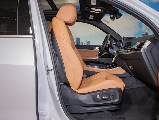 2026 BMW X5 40i - Photo 21