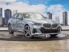 2026 BMW 550e xDrive Sedan