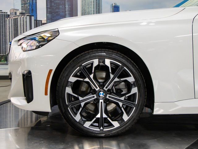 2026 BMW 2 Series 230i - Photo 7
