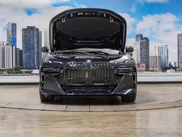 2025 Bmw 750e 750e xDrive photo 3