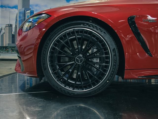 2027 Mercedes-Benz CLE AMG 53 - Photo 9
