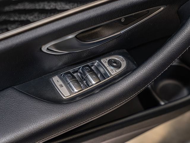 2022 Mercedes-Benz E-Class E450 - Photo 14