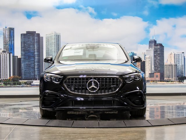 2026 Mercedes Benz E AMG 53 photo 3