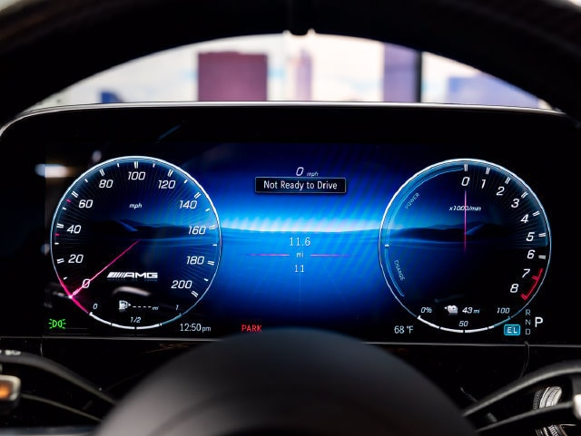 2026 Mercedes-Benz E-Class AMG E53 - Photo 18