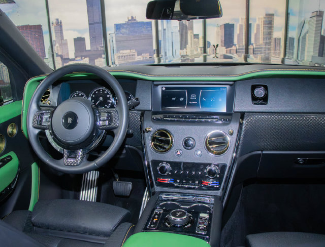 2023 Rolls-Royce Cullinan Black Badge - Photo 18