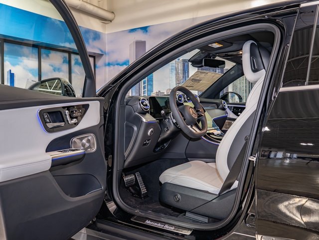 2026 Mercedes-Benz GLC Coupe GLC 300 - Photo 13