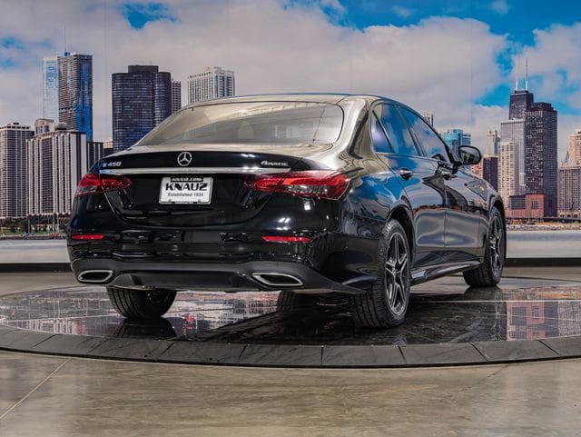 2022 Mercedes-Benz E-Class E450 - Photo 8