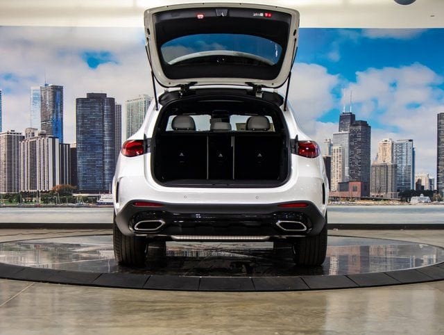 2026 Mercedes-Benz GLC Base - Photo 12
