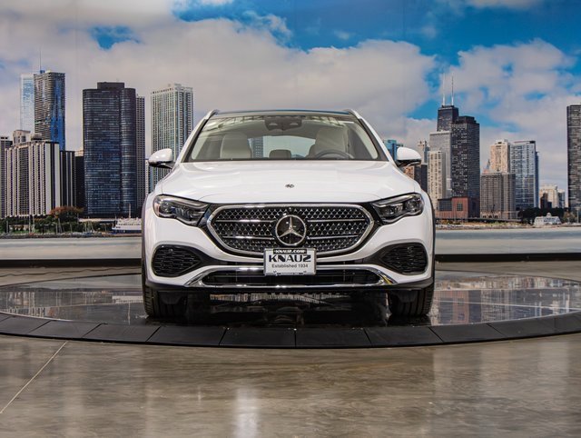 2025 Mercedes Benz E 450 4MATIC All-Terrain Wagon photo 3