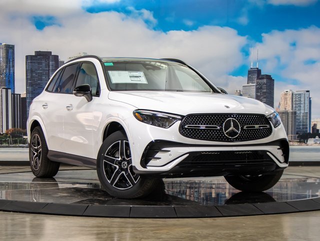 2026 Mercedes-Benz GLC Base's photo