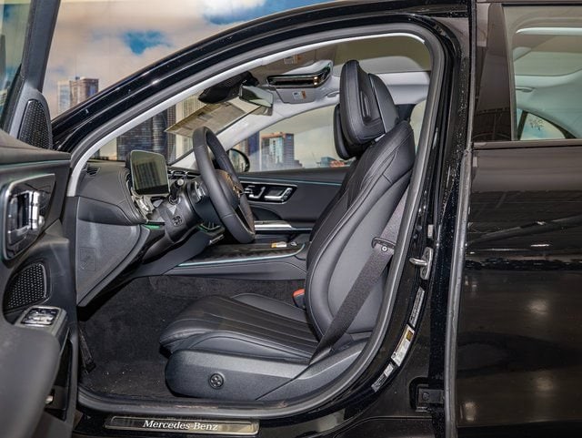 2026 Mercedes-Benz E-Class E350 - Photo 20