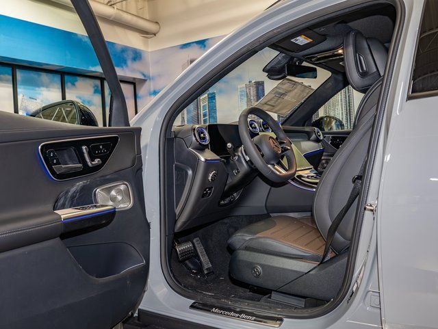 2026 Mercedes-Benz GLC Base - Photo 13