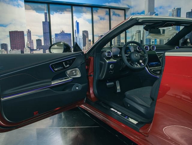 2027 Mercedes-Benz CLE AMG 53 - Photo 15