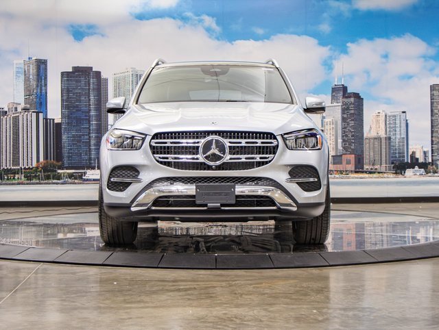 2025 Mercedes Benz GLE 450 4MATIC photo 3