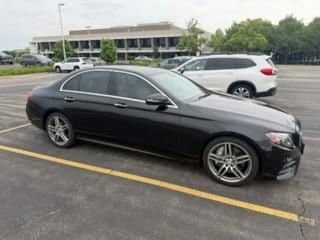 2017 Mercedes-Benz E-Class E300 4MATIC's photo