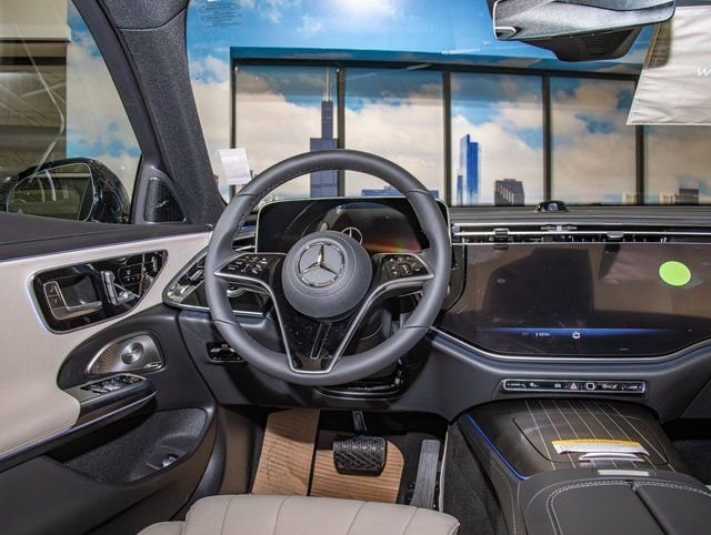 2026 Mercedes-Benz E-Class E450 - Photo 16