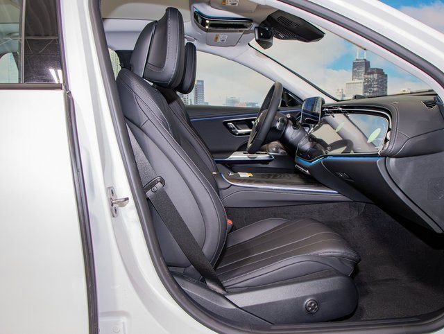 2025 Mercedes-Benz E-Class E450 All-Terrain - Photo 21