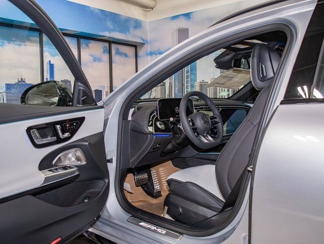 2026 Mercedes-Benz E-Class AMG E53 - Photo 13