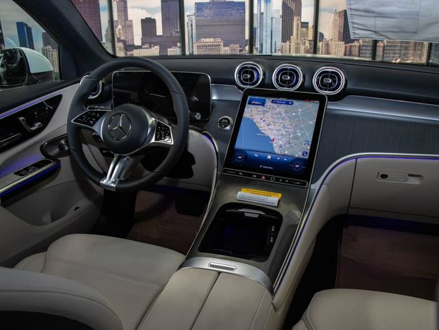 2027 Mercedes-Benz GLC Base - Photo 15