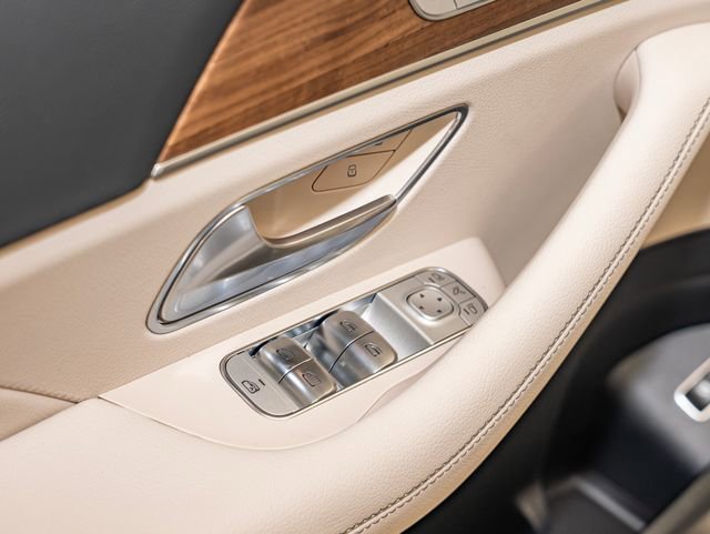 2026 Mercedes-Benz GLS Base - Photo 14