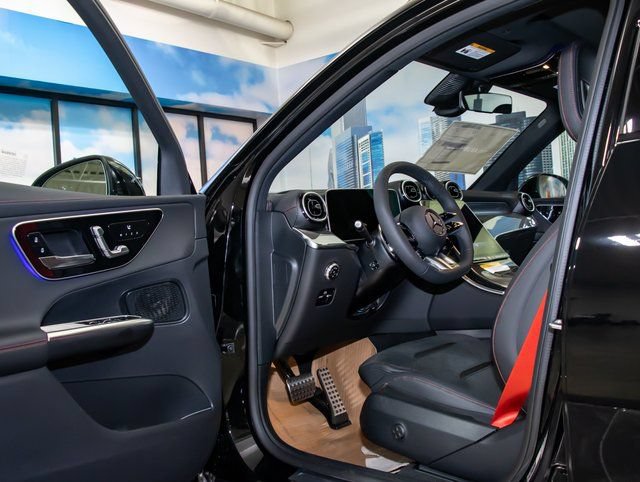 2026 Mercedes-Benz GLC AMG GLC43 - Photo 13