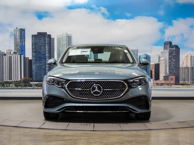 2025 Mercedes Benz E 350 4MATIC photo 3