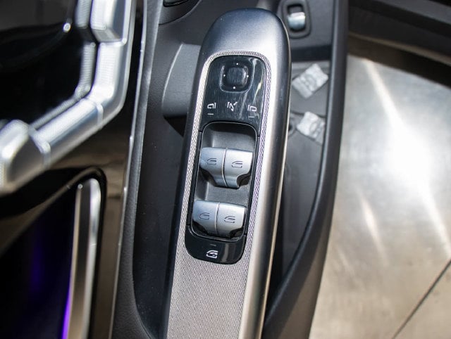 2023 Mercedes-Benz GLC GLC 300 - Photo 15