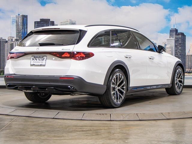 2025 Mercedes-Benz E-Class E450 All-Terrain - Photo 8
