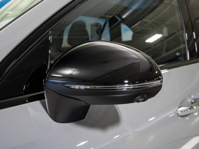 2026 Mercedes-Benz GLC Base - Photo 10