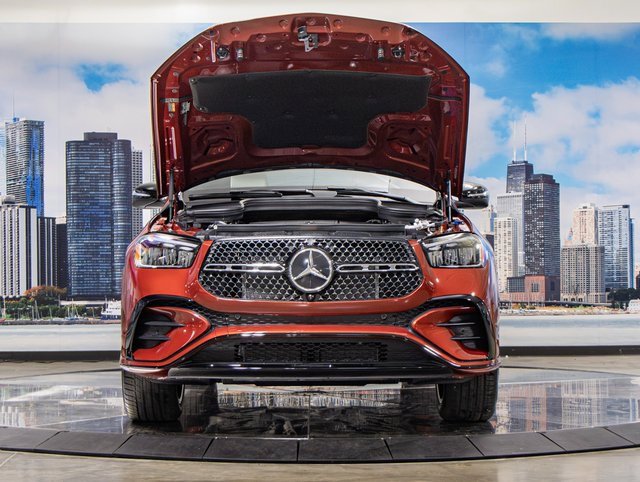 2025 Mercedes Benz GLE 350 4MATIC photo 3