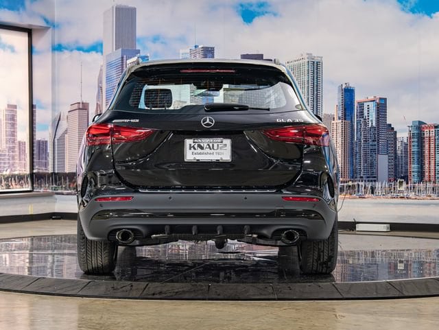 2026 Mercedes-Benz GLA AMG GLA 35 - Photo 11
