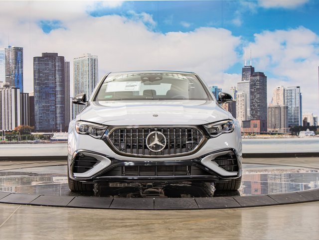 2026 Mercedes Benz E 53 AMG photo 2